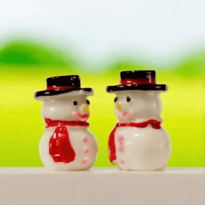 Moss Fairy Garden Micro Landscape Miniature Garden Fairy Garden Ornament Resin Christmas Hat Snow Doll Doll DIYAssemble Small Fairy Garden Decoration Fairy Garden Accessories Toys Wholesale