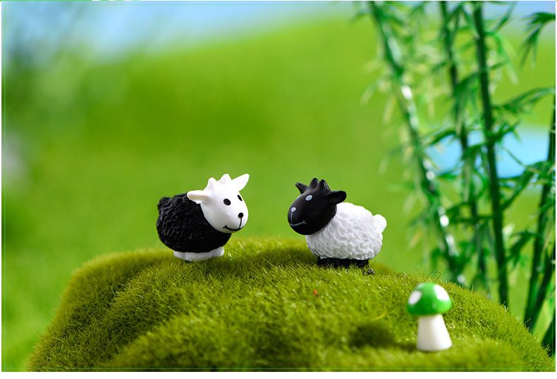 Moss Fairy Garden Micro Landscape Miniature Garden Decorate Fairy Garden Decoration Fairy Garden Accessories Comic Cartoon Lovely Mini Small Sheep Black White Sheep Doll Toy Figurine - 描述图 4