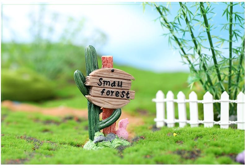 Moss Fairy Garden Micro Landscape Miniature Garden Resin Craftwork Fleshylandscaping Fairy Garden Decoration Fairy Garden Accessories Cactus Guidepost Small Diy Material - 描述图 3