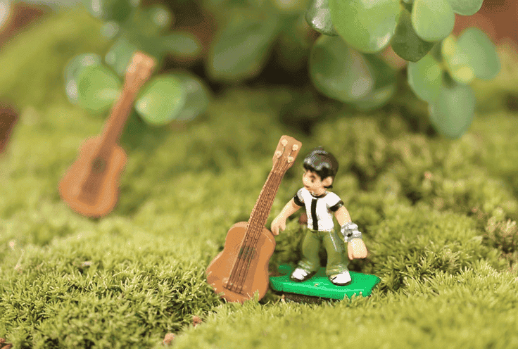Moss Fairy Garden Micro Landscape Miniature Garden Landscaping Fairy Garden Decoration Fairy Garden Accessories Mini Emulational Guitar Piano Diy Decorate - 描述图 2