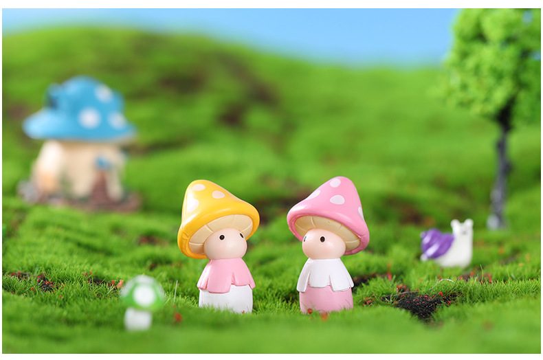 Mini Cute Resin Doll For Diy Mininature Plant Decoration Wholesale Price Fairy Garden Supply - 描述图 1