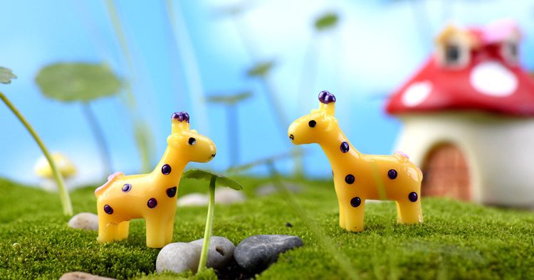 Moss Fairy Garden Micro Landscape Miniature Garden Fairy Garden Decoration Fairy Garden Accessories Adorable Version Cartoon Lovely Yellow Curly Tail Plum Blossom Deer Diy Assemble Wholesale - 描述图 2