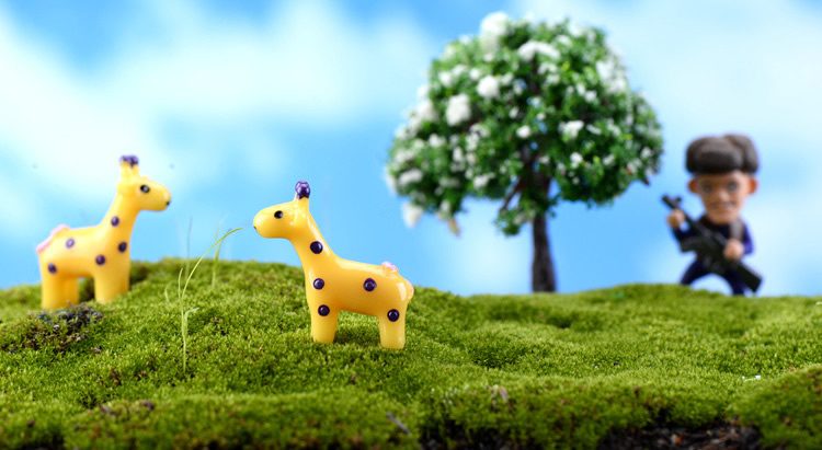 Moss Fairy Garden Micro Landscape Miniature Garden Fairy Garden Decoration Fairy Garden Accessories Adorable Version Cartoon Lovely Yellow Curly Tail Plum Blossom Deer Diy Assemble Wholesale - 描述图 1