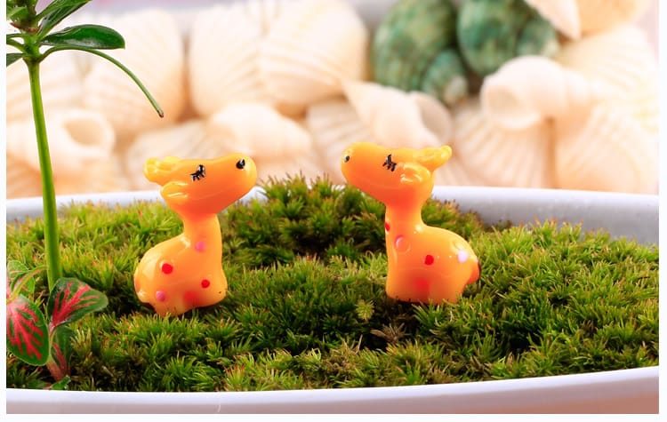 Moss Fairy Garden Micro Landscape Miniature Garden Fairy Garden Ornament Yellowsmall Deer Resin Small Fairy Garden Decoration Fairy Garden Accessories Diyassemble Fairy Garden Ornament Toys - 描述图 3