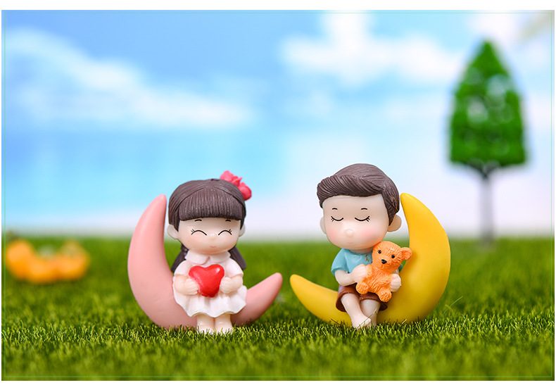 2Pcs Moon Lover Dating Models Boy Girl Miniatures Figurines Couple Fairy Home Garden Wedding Doll Decoration Girl Oy Gift Diy Creative Crafts Keychain Doll - 描述图 3