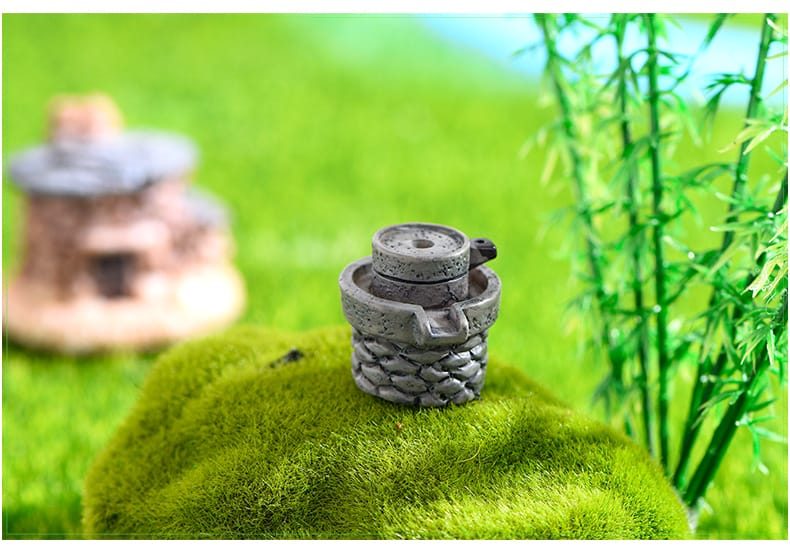 Moss Fairy Garden Micro Landscape Miniature Garden Original Green Plants Gift Zakkaresin Emulational Stone Mill Decorate Fairy Garden Decoration Fairy Garden Accessories - 描述图 1