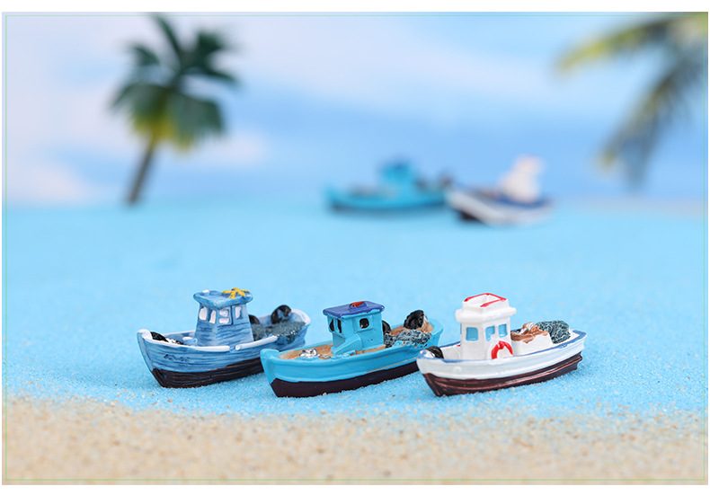 Mediterranean Mini Fishing Boat Ornament Micro Landscape Aquarium Decoration Handmade Fairy Garden Miniature Boat Fish Tank Seaside Yacht Decor - 描述图 3