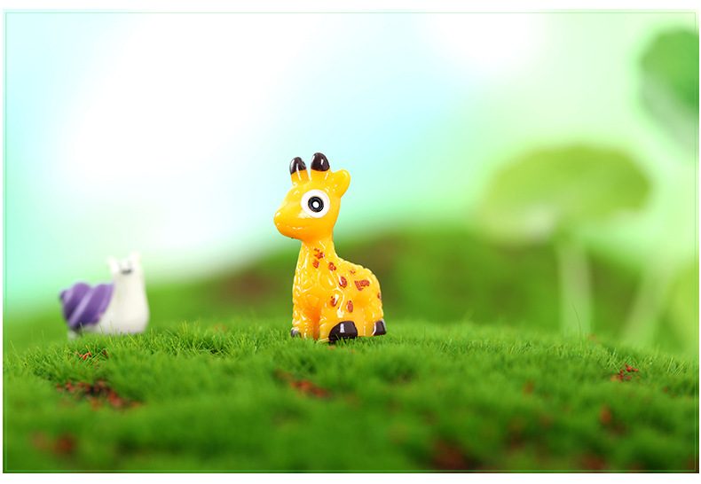 Resin Sika Deer Fairy Garden Figurine Mini Deer Ornament For Moss Micro Landscape Succulent Plants Miniature Garden Decor Fairy Garden Accessories - 描述图 3