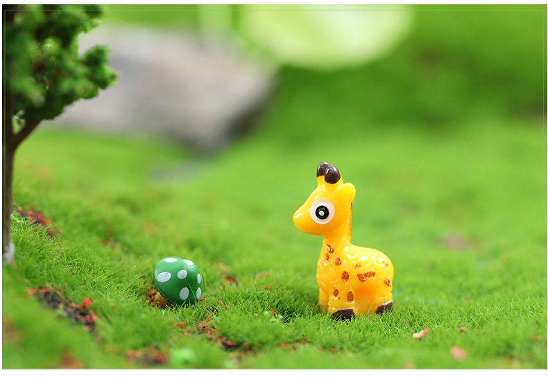 Resin Sika Deer Fairy Garden Figurine Mini Deer Ornament For Moss Micro Landscape Succulent Plants Miniature Garden Decor Fairy Garden Accessories - 描述图 1