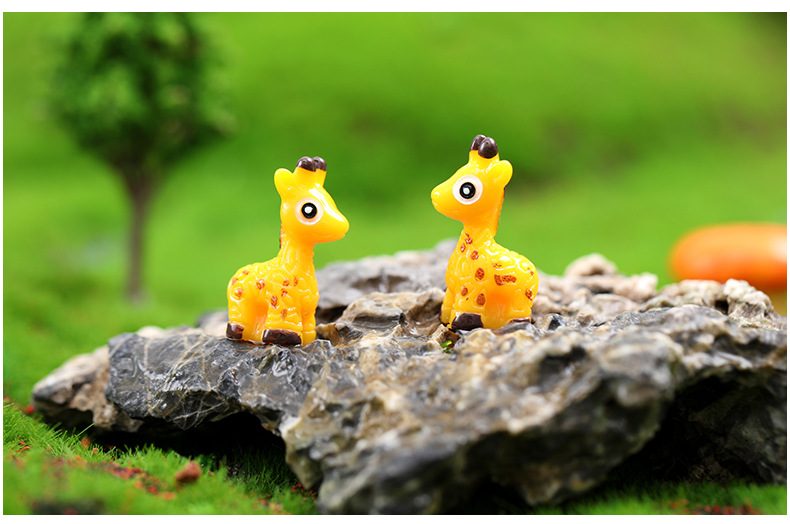 Resin Sika Deer Fairy Garden Figurine Mini Deer Ornament For Moss Micro Landscape Succulent Plants Miniature Garden Decor Fairy Garden Accessories - 描述图 5