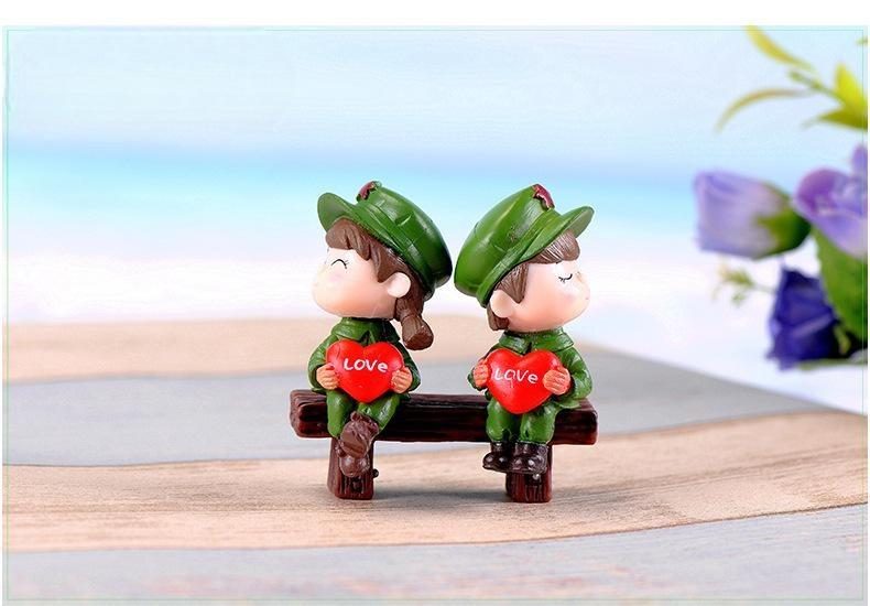 Lover Soldier Couple Doll Fairy Garden Miniatures Decor Dollhouse/terrarium Action Figures Figurine Micro Landscape - 描述图 3