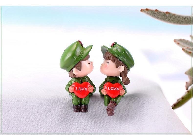 Lover Soldier Couple Doll Fairy Garden Miniatures Decor Dollhouse/terrarium Action Figures Figurine Micro Landscape - 描述图 2