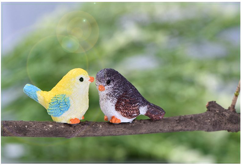Cute Cartoon Colorful Fly Bird Sparrow Small Statue Figurine Ornament Miniatures Children Toy Decoration Gift - 描述图 2