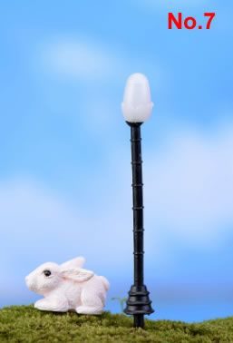 Vintage Streetlight Lamp Retro Mini Street Lamp Miniature Garden Ornament Lighting Figurines Fairy Garden Decoration Resin Craft Light Micro Landscaping Diy Fairy Garden Accessories