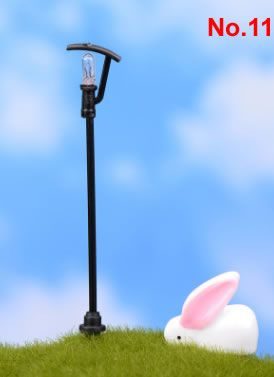 Vintage Streetlight Lamp Retro Mini Street Lamp Miniature Garden Ornament Lighting Figurines Fairy Garden Decoration Resin Craft Light Micro Landscaping Diy Fairy Garden Accessories