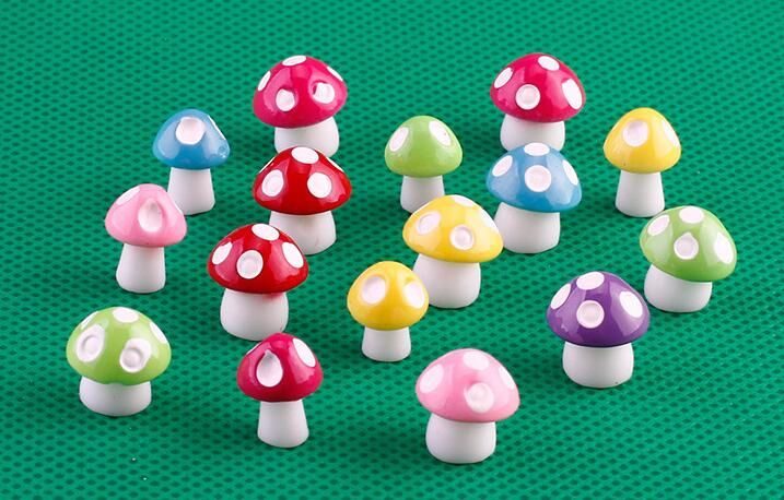 Bonsai Mushrooms Terrarium Artificial Plants Figurines Fairy Garden Accessories Miniatures Party Garden Mini Mushroom Garden Ornament Resin Crafts Decorations