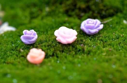 Lovely Mini Fairy Garden Flower Emulational Plant Terrariums Micro Landscape Miniature Garden Rose Resin Craftwork Small Fairy Garden Ornament Fairy Garden Accessories Decorate Pot Bonsai Diy Material