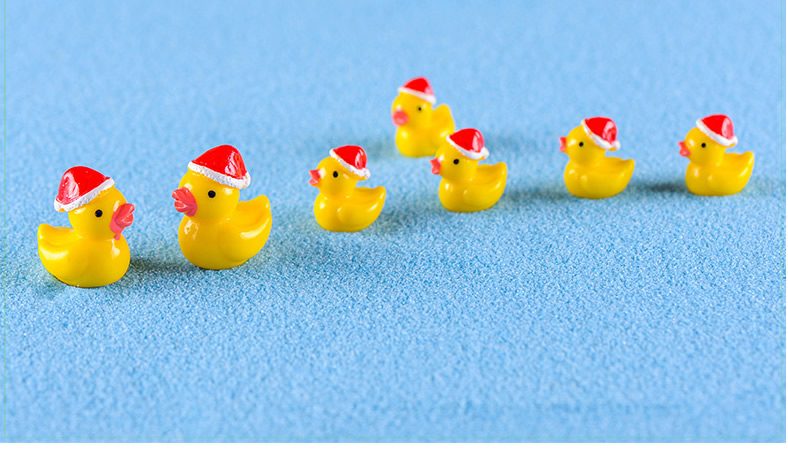 Mini Fairy Garden Animals Cute Resin Duck Model Wholesale Fairy Garden Accessories Supplies Miniture Fairy Garden Ornament Small Artificial Christmas Duck Figurine Kids Gifts Terrarium Fairy Garden Kits Decoration Table Decor - 描述图 3