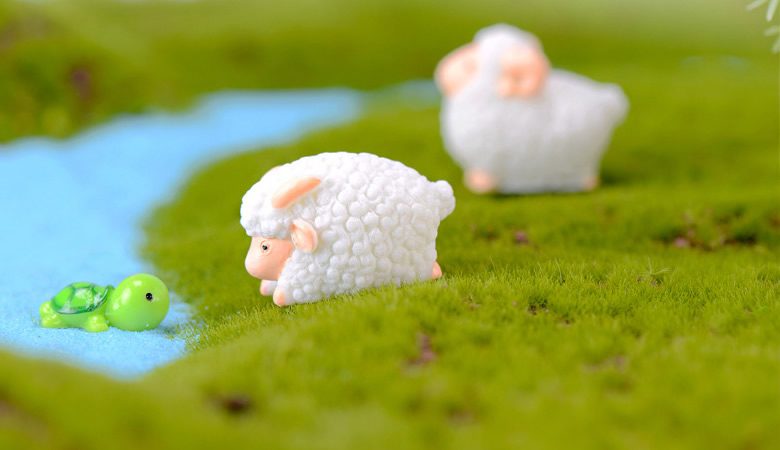 Mini Fairy Garden Animals Cute Resin Sheep Model Wholesale Fairy Garden Accessories Supplies Miniture Fairy Garden Ornament Small Artificial Christmas Goat Sheep Figurine Kids Gifts Terrarium Fairy Garden Kits Decoration Table Decor - 描述图 3