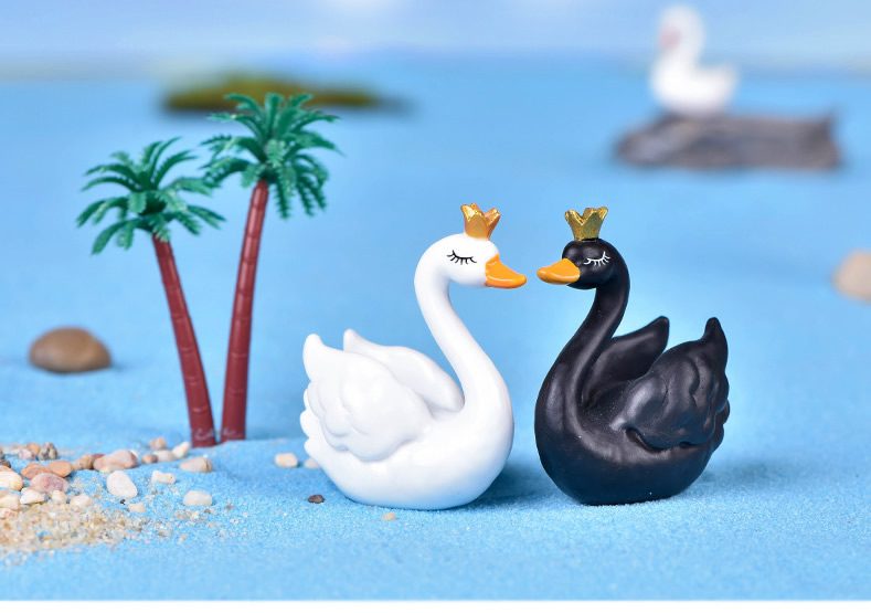 Mini Fairy Garden Animals White And Black Cute Resin Swan Model Wholesale Fairy Garden Accessories Supplies Miniture Fairy Garden Ornament Small Artificial Birds Figurine Kids Gifts Terrarium Fairy Garden Kits Decoration Table Decor - 描述图 3