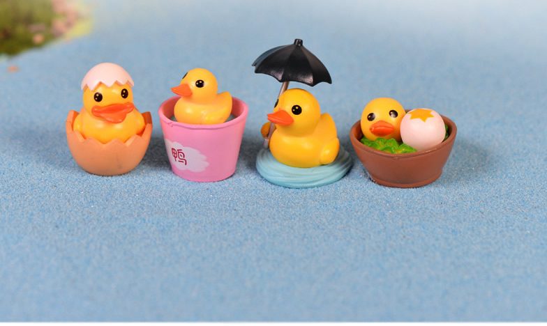Mini Fairy Garden Animals Pot Bonsai Micro Landscape Miniature Garden Terrariums Fairy Garden Decoration Wholesale Fairy Garden Accessories Supplies Dabble Small Yellow Duck Doll - 描述图 1