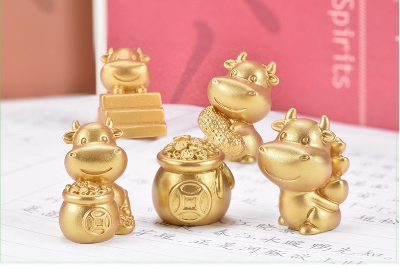 Miniture Fairy Garden Accessories Supplies Resin Gold Cattle Kids Toys Pot Bonsai Miniature Garden Terrariums Fairy Garden Animals Figurine Kits Items Decoration Cartoon Table Ornaments - 描述图 2