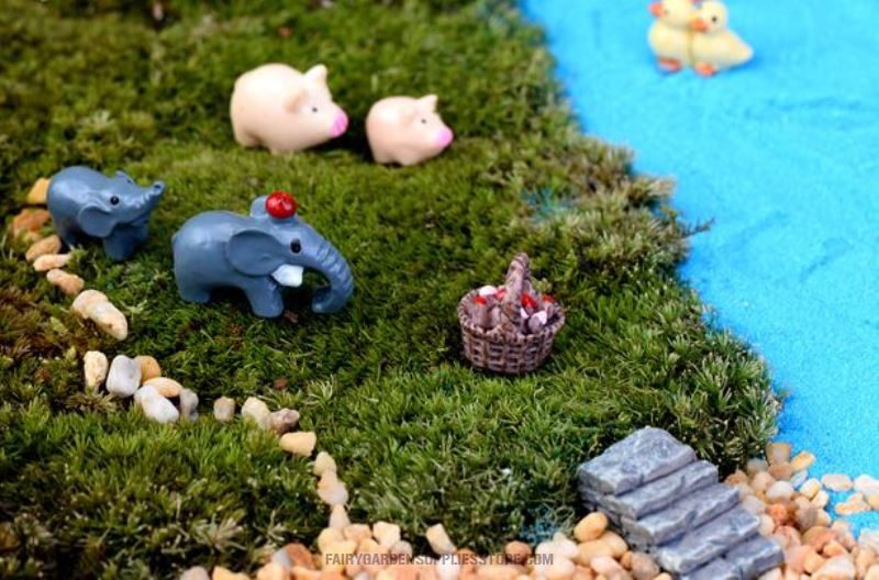 Small Dog Small Pig Cartoon Animal Three-piece Doll Original Fairy Garden Micro Landscape Miniature Garden Small Fairy Garden Decoration Fairy Garden Accessories Resin Arts And Crafts - 描述图 4