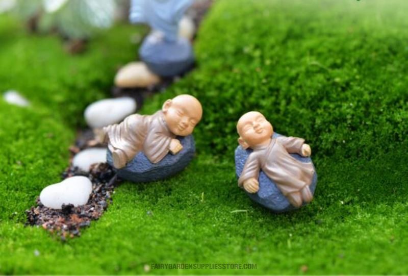 Fairy Garden Decoration Monk Figurine Fairy Home Decoration Children Gift Kawaii Chinese Buddhist Monks Miniature Bonsai Garden Furniture Car Interior Decoration Resin Craft - 描述图 1