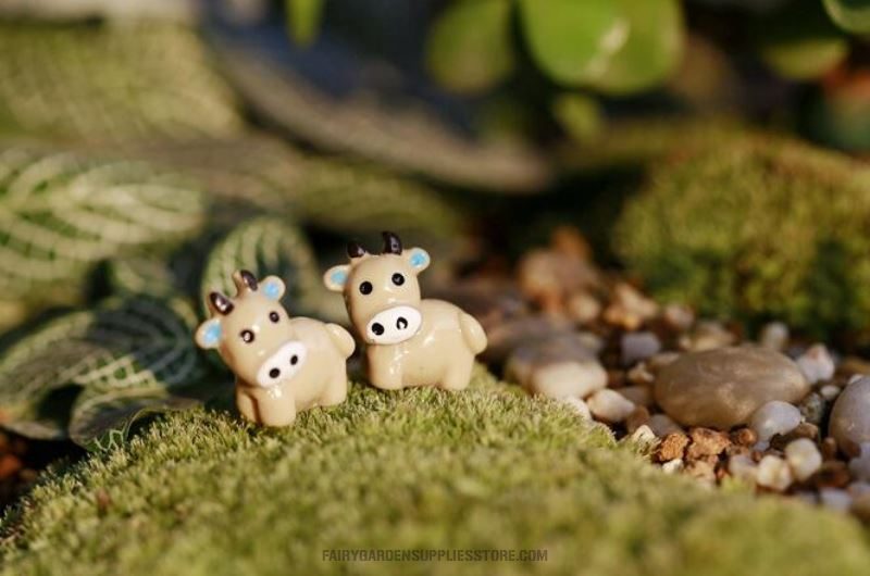 Mini Fairy Garden Cattle Micro Landscape Miniature Garden Pot Bonsai Fairy Garden Ornament Small Cow Doll Combination Diy Assemble Resin Terrariums Fairy Garden Decoration Wholesale Fairy Garden Accessories Supplies - 描述图 4