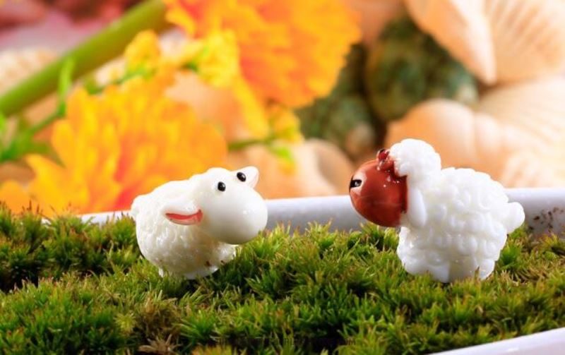 Lovers Ssheep Statue White Sheep Figurine Small Sheep Metoo Shaun Sheep Moss Fairy Garden Animals Micro Landscape Miniature Garden Fairy Garden Decoration Wholesale Fairy Garden Accessories Supplies Resin Fairy Garden Ornament - 描述图 3