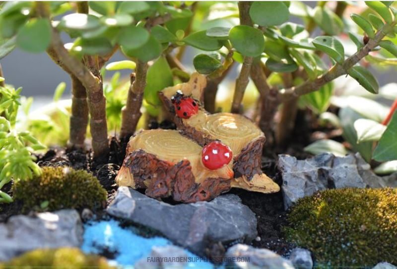 Indoor Succulent Mini Fairy Garden Stump Decoration Terrariums Fairy Garden Accessories Supplies Small Mushroom Ladybug Stub Stump Resin Stake Original Craftwork Pot Bonsai Micro Landscape Miniature Garden Plants Figurine - 描述图 1