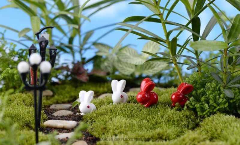 Indoor Mini Wholesale Fairy Garden Accessories Supplies Micro Landscape Miniature Garden Material Resin Red White Rabbit Doll Diy Assemble Toys Small Container Fairy Garden Decoration Animals Figurines Terrariums - 描述图 2
