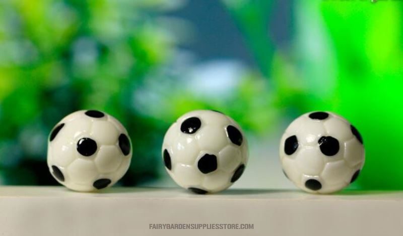 Mini Fairy Garden Supplies Indoor Micro Landscape Pot Bonsai Miniature Garden Terrariums Fairy Garden Ornament Lovely Emulational Mini Resin Football Basketball Resin Assemble Wholesale Fairy Garden Kits Accessories - 描述图 1