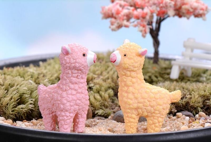 Mini Fairy Garden Supplies Pot Bonsai Fairy Garden Accessories Resin Alpaca Kids Gifts Toys Lovely Sheep Wholesale Fairy Garden Decoration - 描述图 4