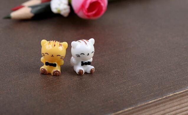 Mini Fairy Garden Accessories Supplies Pot Bonsai Animals Micro Landscape Miniature Garden Resin Terrariums Fairy Garden Decoration Two Color Small Cats Kids Gift Doll - 描述图 4
