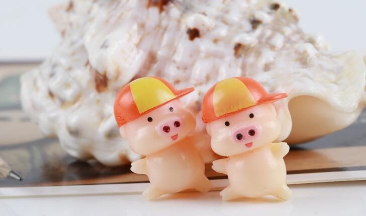 Mini Fairy Garden Animals Micro Landscape Miniature Garden Material Cartoon Lovely Mcdull Pig Diy Ecology Bottle Fairy Garden Decoration Fairy Garden Accessories - 描述图 2