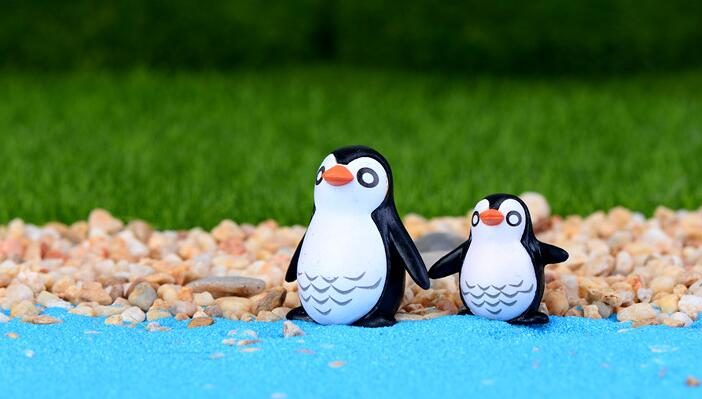 Mini Fairy Garden Animals Pot Bonsai Micro Landscape Miniature Garden Fairy Garden Ornament Penguin Father And Son Doll Diy Small Fairy Garden Decoration Terrariums Fairy Garden Accessories Toys - 描述图 1