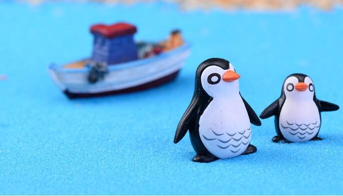 Mini Fairy Garden Animals Pot Bonsai Micro Landscape Miniature Garden Fairy Garden Ornament Penguin Father And Son Doll Diy Small Fairy Garden Decoration Terrariums Fairy Garden Accessories Toys - 描述图 3