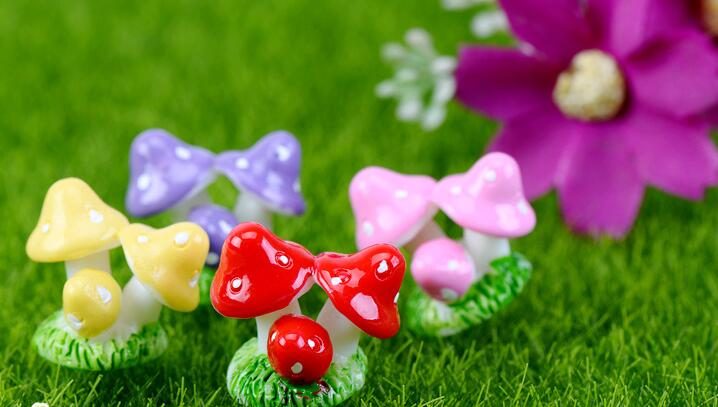 Mini Fairy Garden Plants Pot Bonsai Micro Landscape Miniature Garden Terrariums Fairy Garden Decoration Wholesale Fairy Garden Accessories Supplies Resin Mushroom Toy Figurine - 描述图 2