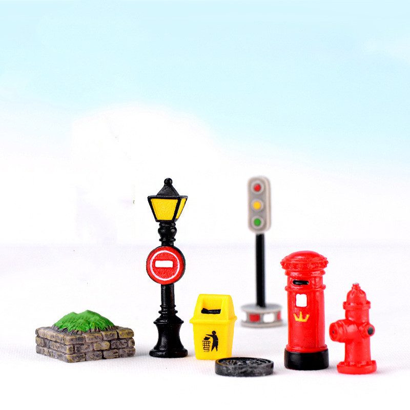 11pcsset-Resin-Cartoon-Indicating-Street-Light-Anime-Figure-Potted-Plant-Assembly-Small-Ornaments-DIY-Craft-Material-Figma-Toys-4000087707647