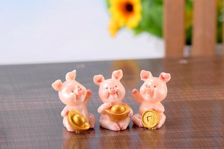 1pc-Ingot-Pig-Figures-Wealth-Piggie-Model-Miniature-Figurines-Couple-Fairy-home-Garden-Wedding-Doll-Decoration-Girl-toy-gift-32962717169