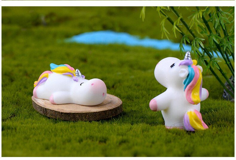 2Pcs-Cute-Rainbow-Unicorn-Mini-Figurines-Craft-Plant-Pot-Miniature-Christmas-Fairy-Garden-Ornaments-home-decoration-accessories-4000104516251