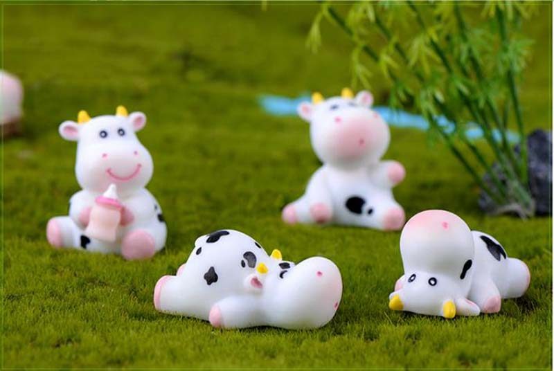 Cute-Cartoon-Cattle-Micro-Landscape-Ornaments-Model-Fairy-Garden-Handicraft-Little-Statue-Cow-Milk-Bottle-Figurines-Home-Decor-4000237805127