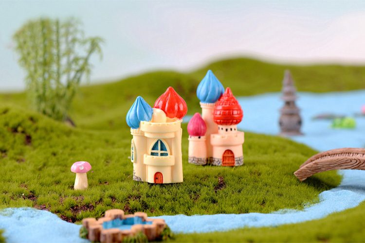 Fairy-tale-Castle-Model-Resin-Crafts-Palace-Miniature-cartoon-Figures-Mini-Garden-Cake-decoration-accessories-toys-Kids-Gift-32965943110