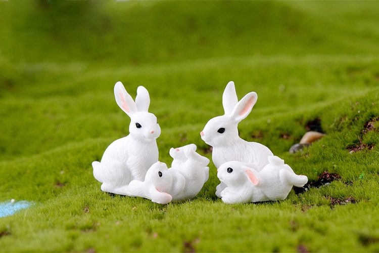 Family-White-Rabbit-figurine-Animal-Model-Resin-Craft-micro-landscape-home-decor-miniature-fairy-garden-decoration-accessories-32982279112
