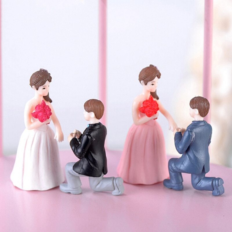 Propose Marriage Lover Figurines Wedding Doll Miniatures Couple Models Diy Pvc Craft Ornament Garden Decoration Propose Marriage Lover Figurines Wedding Doll Miniatures Couple Models Diy Pvc Craft Ornament Garden Decoration