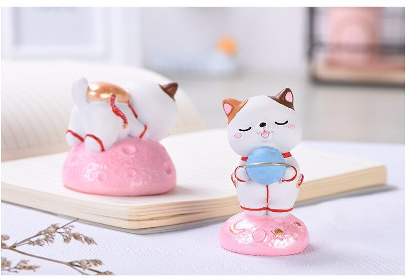 ZOCDOU-1-Piece-Lovely-Mini-Space-Cat-Star-kitty-Pussy-Nice-Gift-Ornament-Small-Statue-Little-Figurine-Crafts-Home-Decoration-4000094912979