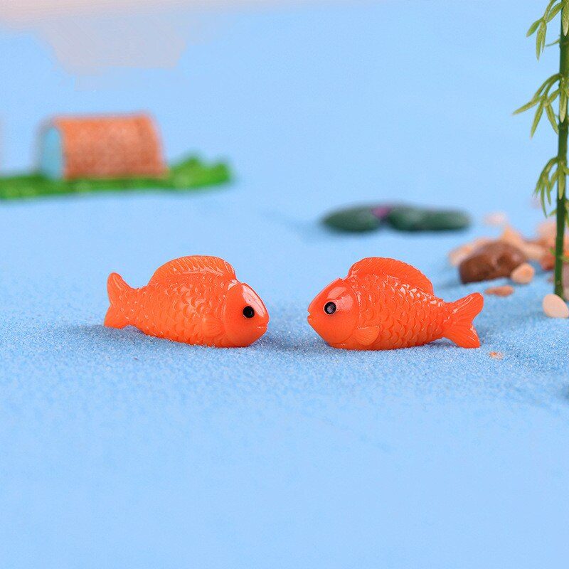 10Pcslot-Miniature-Figurines-Fish-Terrariums-Animals-Goldfish-Lotus-Fairy-Garden-Miniatures-Ornament-Mini-Landscape-Decorations-33030457915