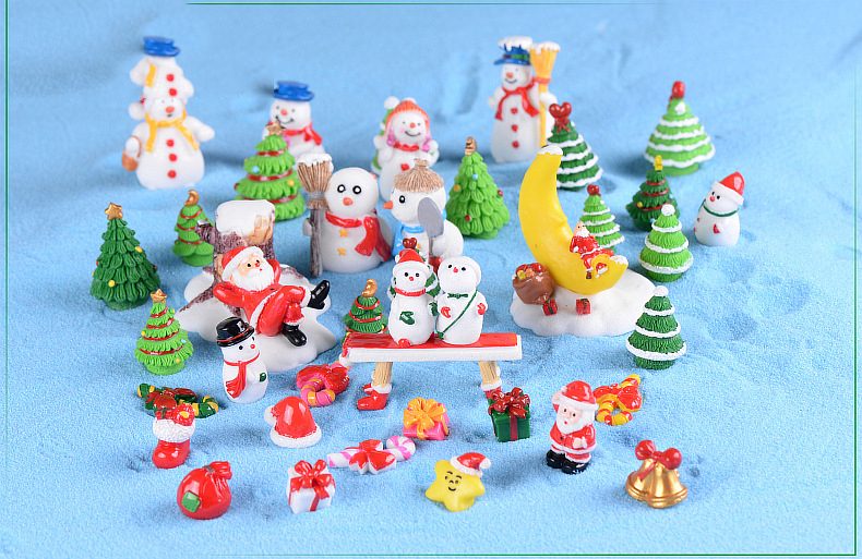 4PCS-Miniature-Snowman-Model-Couple-Models-Can-DIY-Christmas-Decorations-and-Family-Daily-Ornaments-with-Mossy-Snow-Scenes-Cute-4001238922812