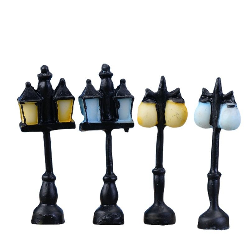 Vintage Streetlight Lamp Retro Mini Street Lamp Miniature Garden Ornament Streetlight Figurines Fairy Garden Decoration Resin Craft Light Micro Landscaping Diy Fairy Garden Accessories